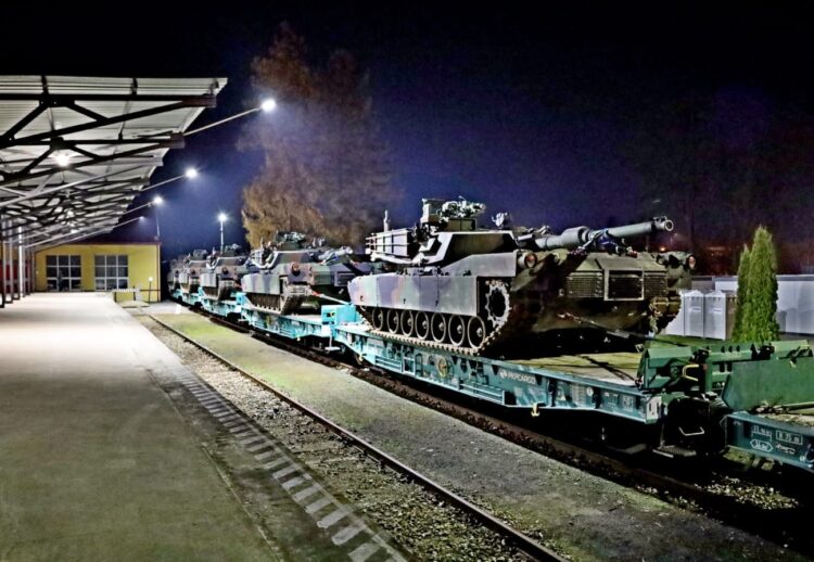 Czołgi Abrams dla batalionu w Żurawicy