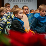 Wystartowały Świąteczne Targi Książki, gratka dla dzieci i dorosłych (zdjęcia) 4 - Polskie Radio Rzeszów Wystartowały Świąteczne Targi Książki, gratka dla dzieci i dorosłych (zdjęcia) - Polskie Radio Rzeszów