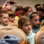 Wystartowały Świąteczne Targi Książki, gratka dla dzieci i dorosłych (zdjęcia) 5 - Polskie Radio Rzeszów Wystartowały Świąteczne Targi Książki, gratka dla dzieci i dorosłych (zdjęcia) - Polskie Radio Rzeszów