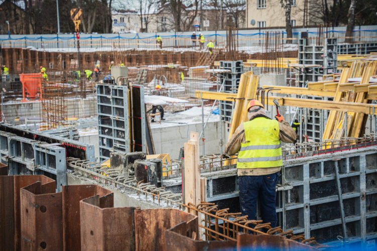 Trzeba odłożyć 103 pensje, żeby kupić mieszkanie w Rzeszowie