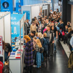 Drugi dzień Świątecznych Targów Książki w Rzeszowie (fotogaleria) 41 - Polskie Radio Rzeszów Drugi dzień Świątecznych Targów Książki w Rzeszowie (fotogaleria) - Polskie Radio Rzeszów