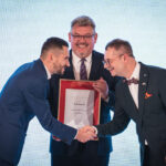 W zamku w Łańcucie Andrzej Duda uhonorował laureatów XXII edycji Nagrody Gospodarczej Prezydenta RP (fotogaleria) 31 - Polskie Radio Rzeszów W zamku w Łańcucie Andrzej Duda uhonorował laureatów XXII edycji Nagrody Gospodarczej Prezydenta RP (fotogaleria) - Polskie Radio Rzeszów