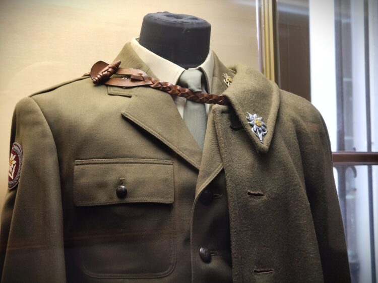 Mundury i ekwipunek wojsk górskich w Muzeum Okręgowym