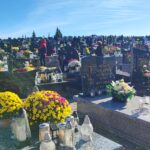 Wszystkich Świętych na rzeszowskich cmentarzach (zdjęcia) - Polskie Radio Rzeszów