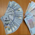 Dolary w bagażach podróżnych. Kwoty nie były zgłaszane służbom celnym - Polskie Radio Rzeszów