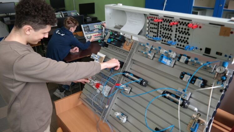 Nowoczesne inwestycje w Zespole Szkół w Gorzycach