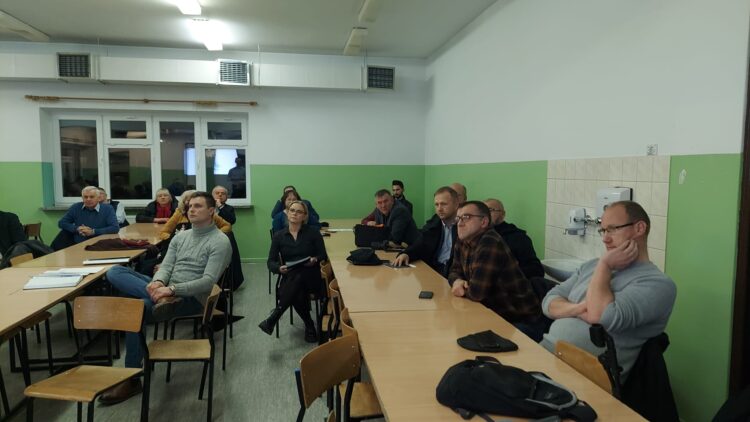 Mieszkańcy Tarnobrzega zaniepokojeni lokalizacją farmy. Inwestor mówi o korzyściach