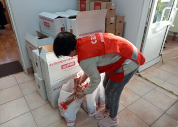 Świąteczne paczki dla ubogich od&nbsp;Caritas