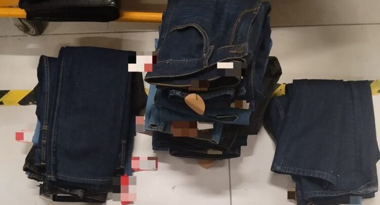 Policja znalazła podrobioną odzież w jednym z rzeszowskich sklepów