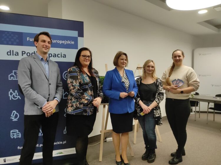 Wsparcie na rozpoczęcie biznesu dla młodych mieszkańców Podkarpacia