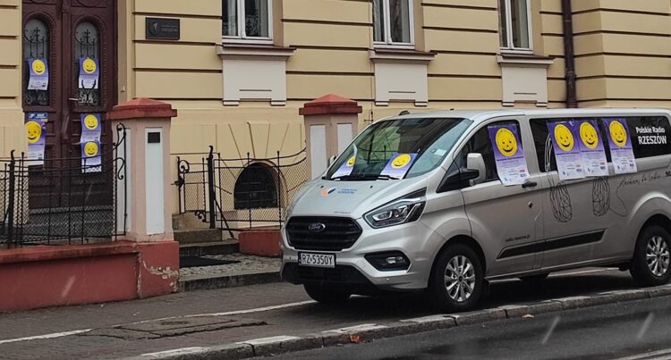 Radiowa akcja ”Pomóż Dzieciom Przetrwać Zimę” (zdjęcia)