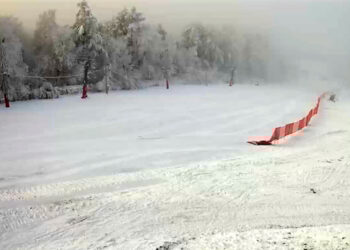 Poranny obraz z kamery przy stoku w Arłamowie