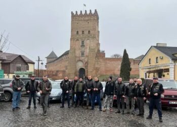 Samochody dla Sił Zbrojnych Ukrainy