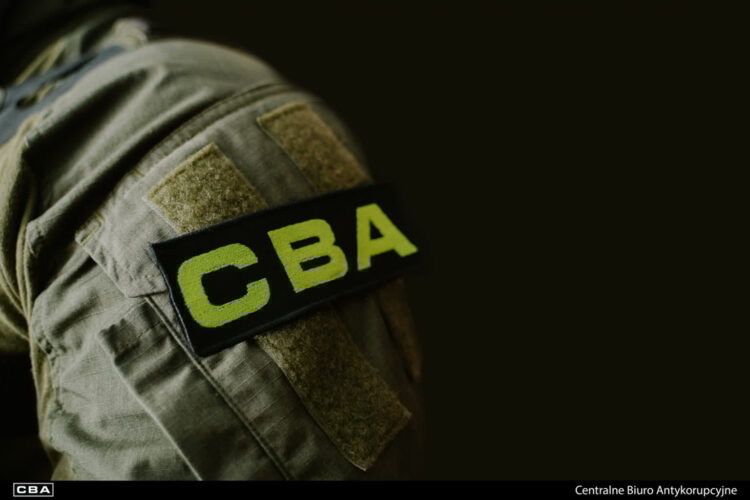 Śledztwo w sprawie umowy z fundacją, której prezesem jest o.Rydzyk