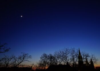 Wenus i&nbsp;Jowisz wcielą się w&nbsp;rolę „pierwszej gwiazdki” wigilijnej