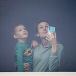 Mikołaj zapukał do szpitalnych okien i obdarował małych pacjentów (fotogaleria) - Polskie Radio Rzeszów