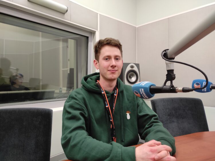 Rzeszowscy studenci stworzyli model mikrosatelity typu CubeSat, który doceniono w Danii 1 - Polskie Radio Rzeszów Rzeszowscy studenci stworzyli model mikrosatelity typu CubeSat, który doceniono w Danii