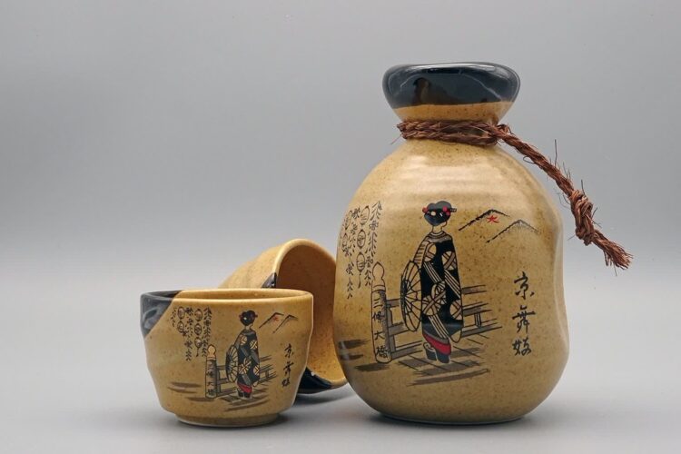 Sake, tradycyjny japoński napój alkoholowy wpisany na listę UNESCO 1 - Polskie Radio Rzeszów Sake, tradycyjny japoński napój alkoholowy wpisany na listę UNESCO