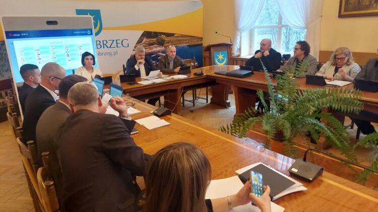 Radni zgodzili się wydzierżawić teren pod farmę solarną