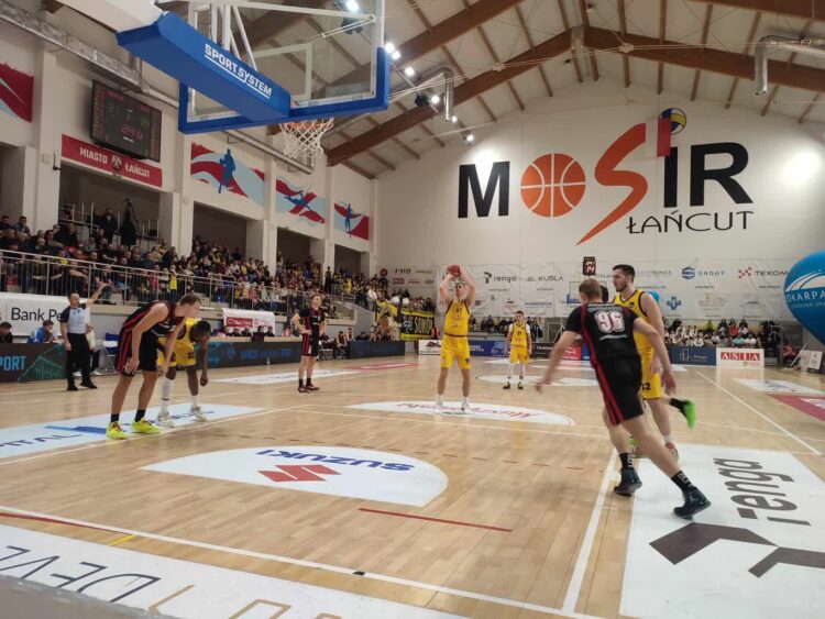 Porażka Sokoła w słabym stylu