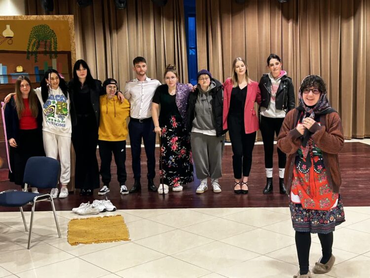 „Noc pełna cudów” – spektakl w wykonaniu studentów WSPiA