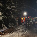 Kopał studnię. Przysypała go ziemia. Akcja ratunkowa zakończona sukcesem (zdjęcia, video) - Polskie Radio Rzeszów