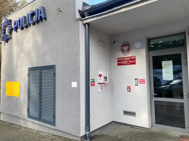 Nowy defibrylator AED w Polańczyku