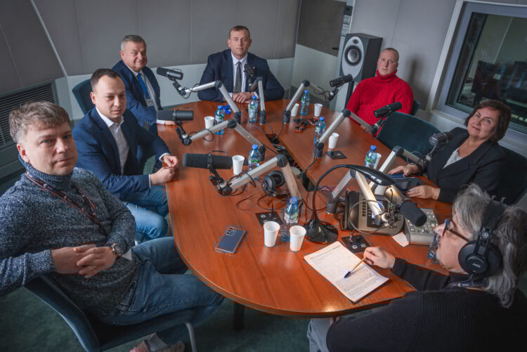 Podkarpaccy politycy o dotacjach dla PiS