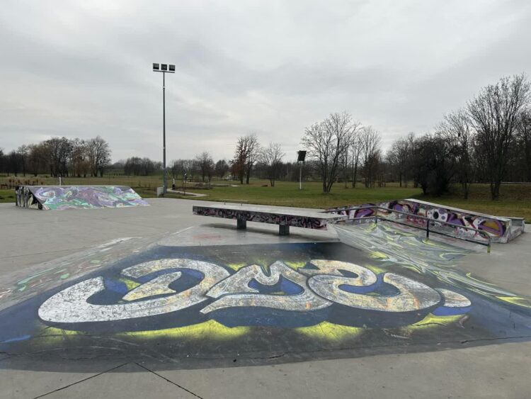 Skatepark w Tarnobrzegu - konieczna przebudowa 1 - Polskie Radio Rzeszów Konieczny remont skateparku w Tarnobrzegu