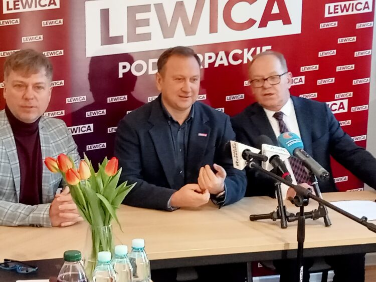 Rok rządów w ramach koalicji 15 października