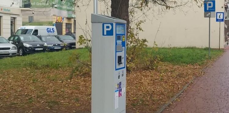 Nowoczesne parkomaty w Przemyślu 1 - Polskie Radio Rzeszów Fot. PRRz