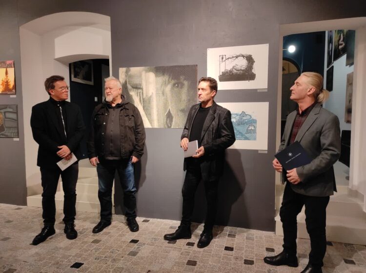 Grafika artystyczna z całego świata w Galerii r_z