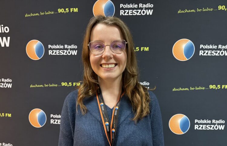 GOŚĆ DNIA. Coraz więcej osób korzysta z porad dietetyków 1 - Polskie Radio Rzeszów Agnieszka Bodurka w naszym studiu
