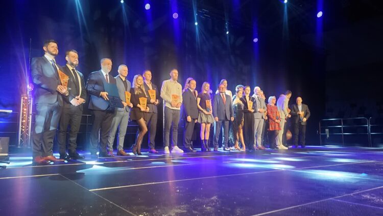 Zwycięzcy jubileuszowego plebiscytu "Sportowiec roku powiatu mieleckiego" 1 - Polskie Radio Rzeszów Zwycięzcy jubileuszowego plebiscytu „Sportowiec roku powiatu mieleckiego”