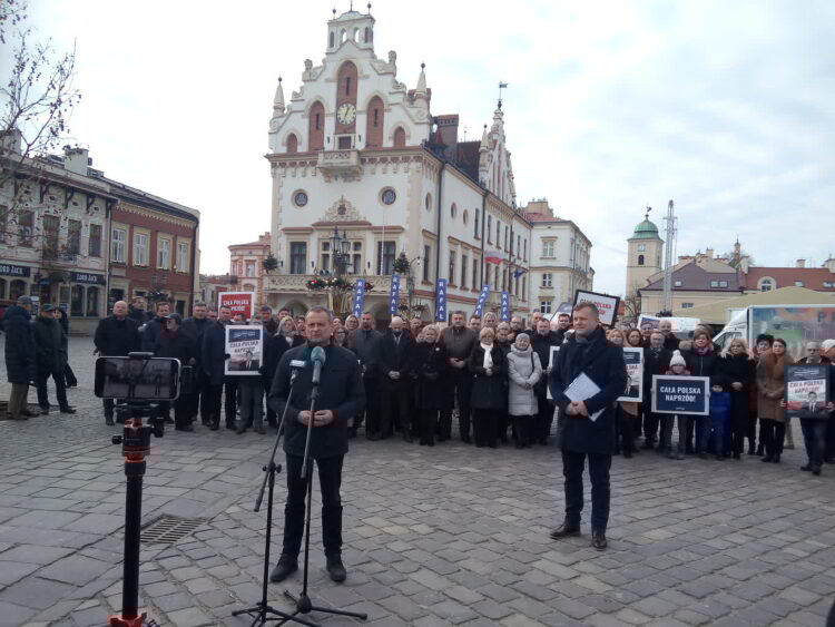 Komitet wyborczy Rafała Trzaskowskiego w Rzeszowie 1 - Polskie Radio Rzeszów Fot. J. Pasierb