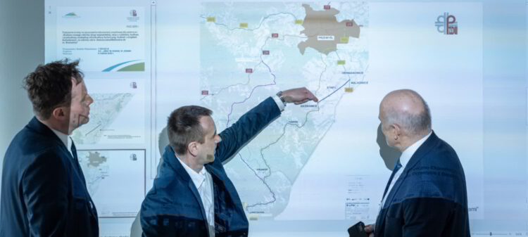 Z Przemyśla w Bieszczady. Nowy odcinek drogi coraz bliżej 1 - Polskie Radio Rzeszów Z Przemyśla w Bieszczady. Nowy odcinek drogi coraz bliżej