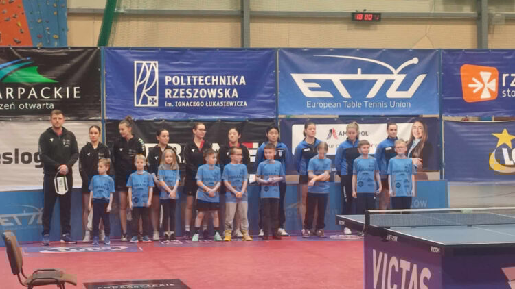 Awans tenisistek stołowych Fibrain KU AZS Politechniki Rzeszów