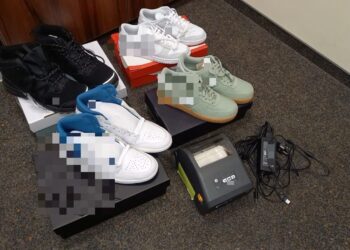 Zatrzymano mężczyznę podejrzanego o&nbsp;kradzież przesyłek kurierskich