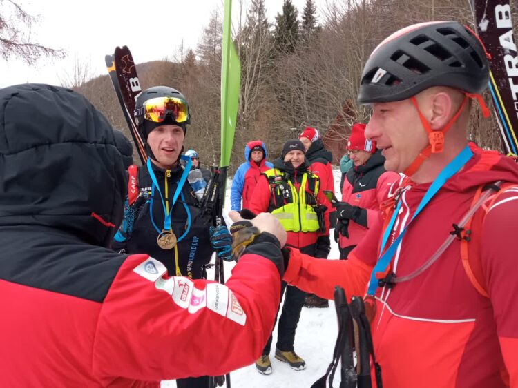Podhalańscy GOPR-owcy zwycięzcami Memoriału Olka Ostrowskiego w Bieszczadach (zdjęcia)