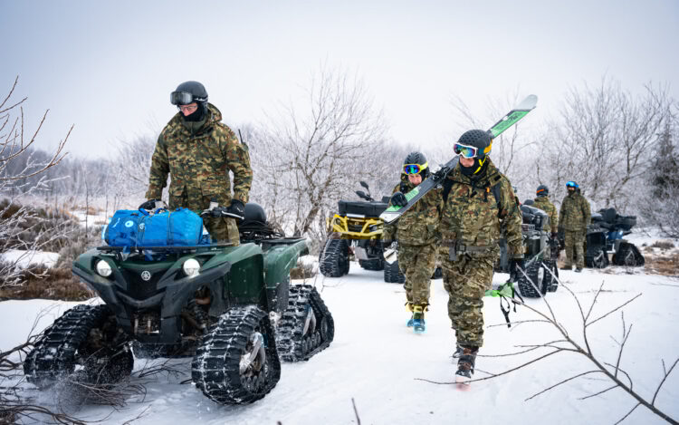 Zimowe szkolenie dla Straży Granicznej 1 - Polskie Radio Rzeszów Fot. F. Kłęk