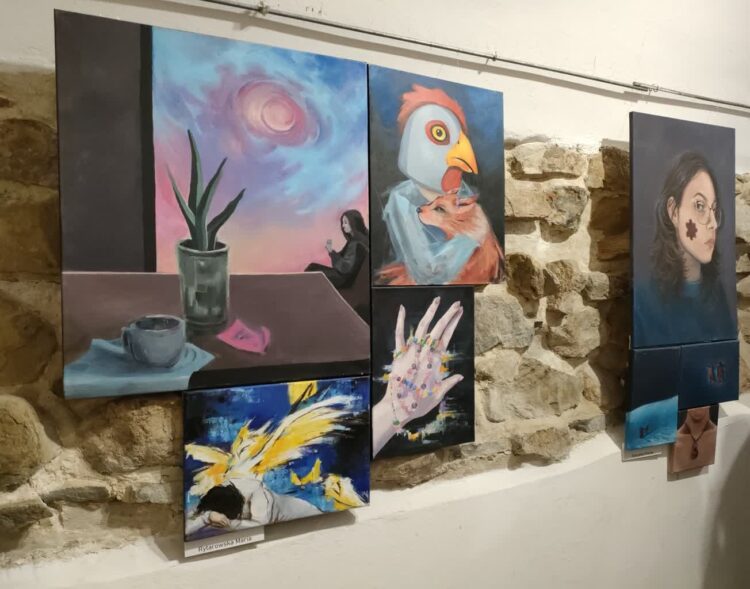 Wystawa studentów malarstwa Uniwersytetu Rzeszowskiego