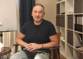 Psychoterapeuta o&nbsp;wartościowym powrocie do&nbsp;przeszłości