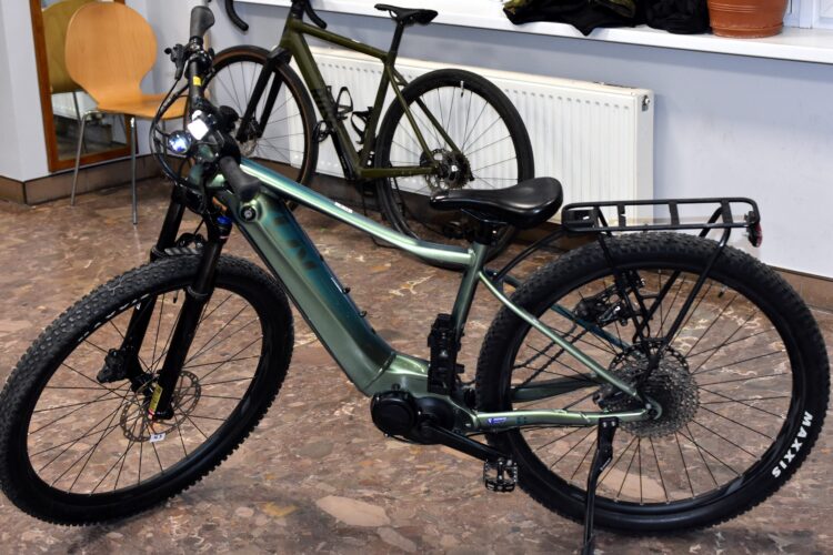 Udaremniona próba wywozu kradzionych pojazdów 1 - Polskie Radio Rzeszów Udaremniona próba wywozu kradzionych pojazdów