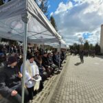 W Dynowie odsłonięto tablicę upamiętniającą rodaków zesłanych na Sybir - Polskie Radio Rzeszów