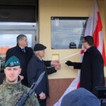 W Dynowie odsłonięto tablicę upamiętniającą rodaków zesłanych na Sybir - Polskie Radio Rzeszów