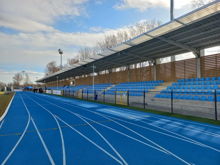 W Leżajsku otwarto Stadion Miejski (zdjęcia)