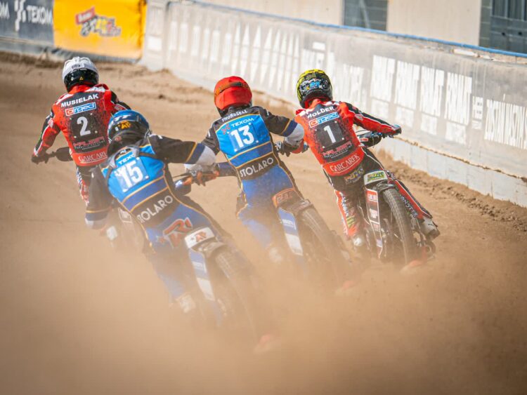 Żużlowiec, który uległ wypadkowi, jest w śpiączce farmakologicznej