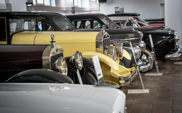 Zabytkowe cacka w muzeum samochodów w Jasienicy Rosielnej (fotogaleria)