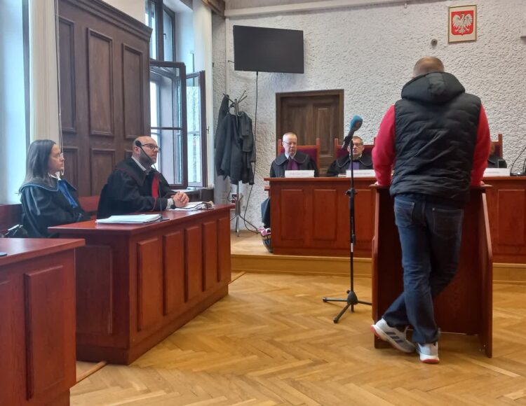 Ciąg dalszy procesu ws. zabójstwa mieszkanki Głuchowa 1 - Polskie Radio Rzeszów Fot. D. Kapała