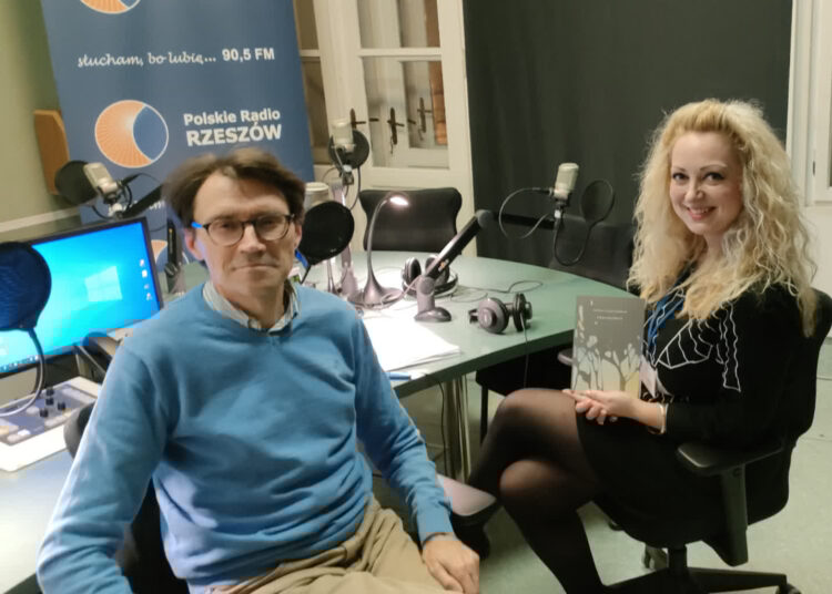 "Prze(d)świt" - debiut poetycki Moniki Zając-Czerkies 1 - Polskie Radio Rzeszów „Prze(d)świt” – debiut poetycki Moniki Zając-Czerkies